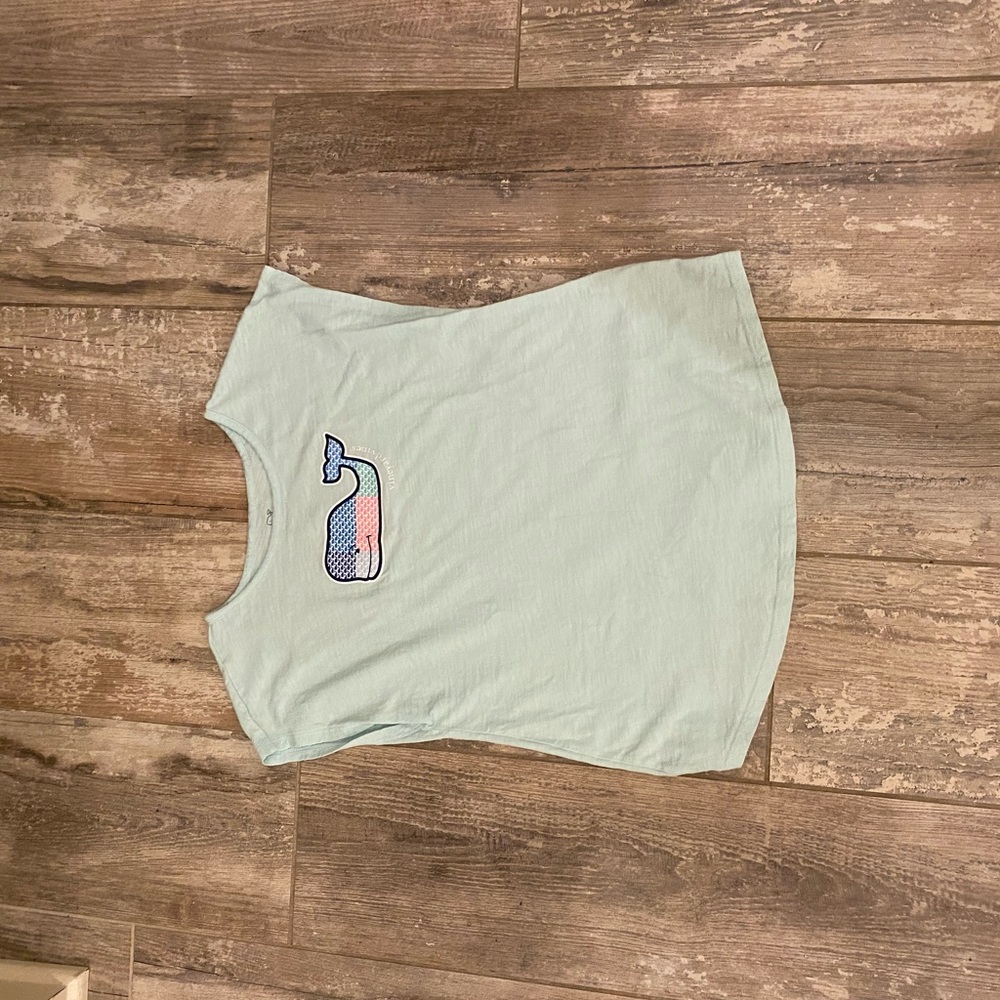 Girls Vineyard Vine shirt, size Large